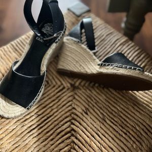 Vince Camuto size 6.5